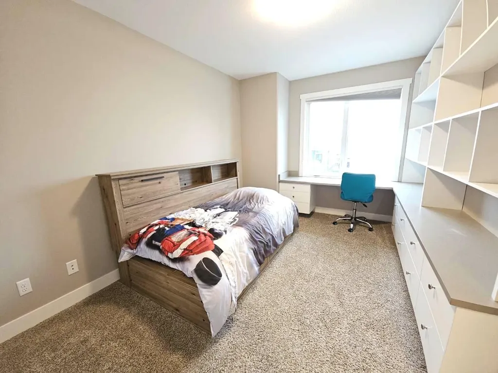 302 Sixmile Ridge S Lethbridge AB T1K 5W8