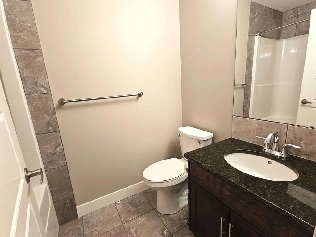 302 Sixmile Ridge S Lethbridge AB T1K 5W8