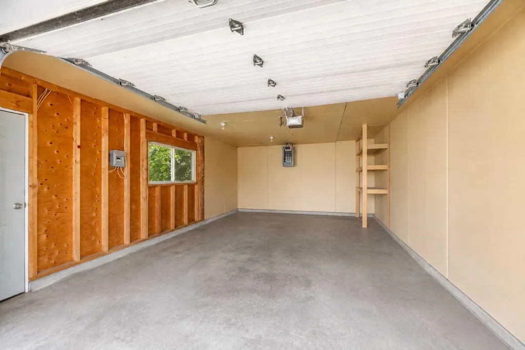 808 Canterbury Drive SW Calgary AB T2W 2A1