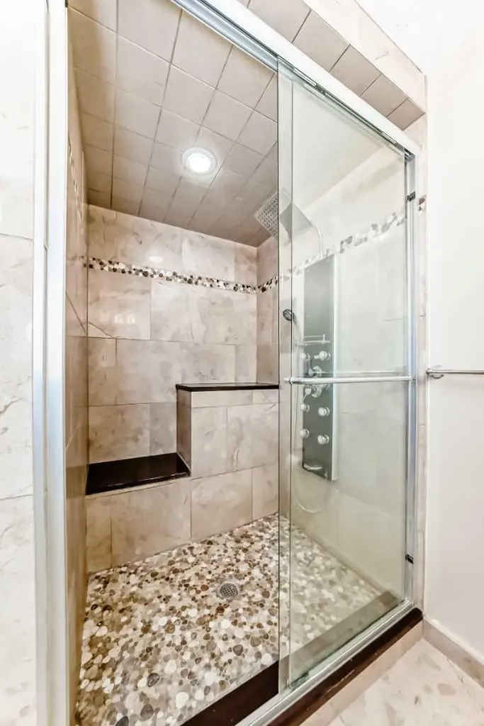 1912 Palliser Drive SW Calgary AB T2V 4C5