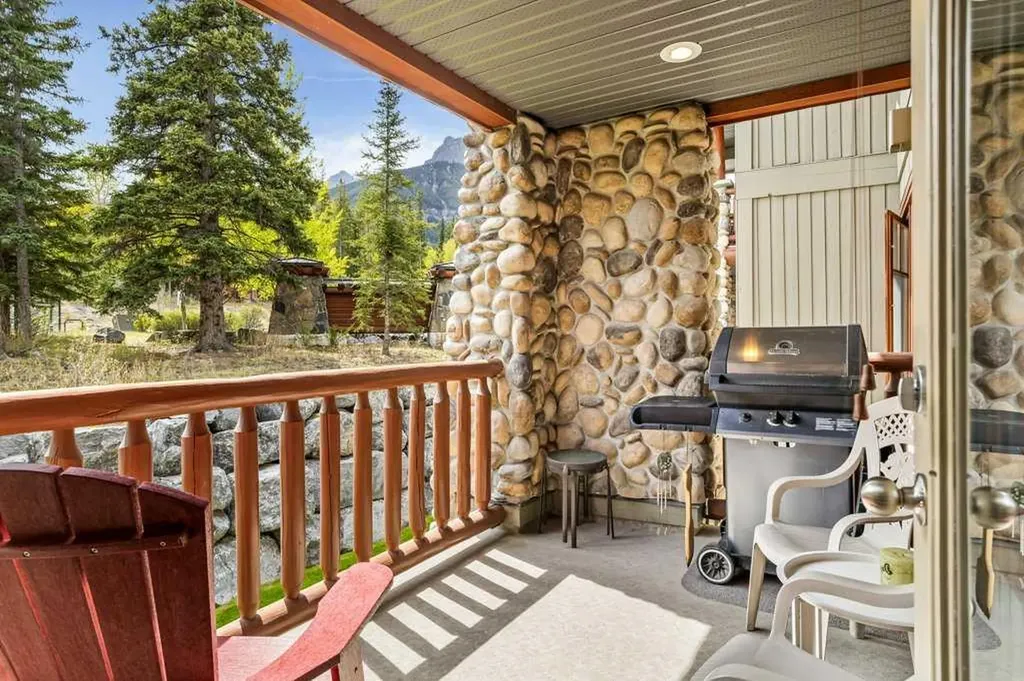 150 Crossbow Place Canmore AB T1W 3H5