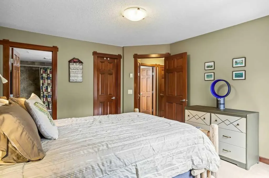 150 Crossbow Place Canmore AB T1W 3H5