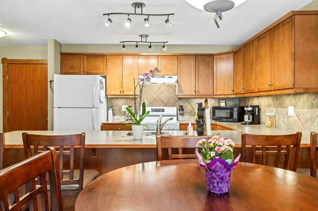 150 Crossbow Place Canmore AB T1W 3H5