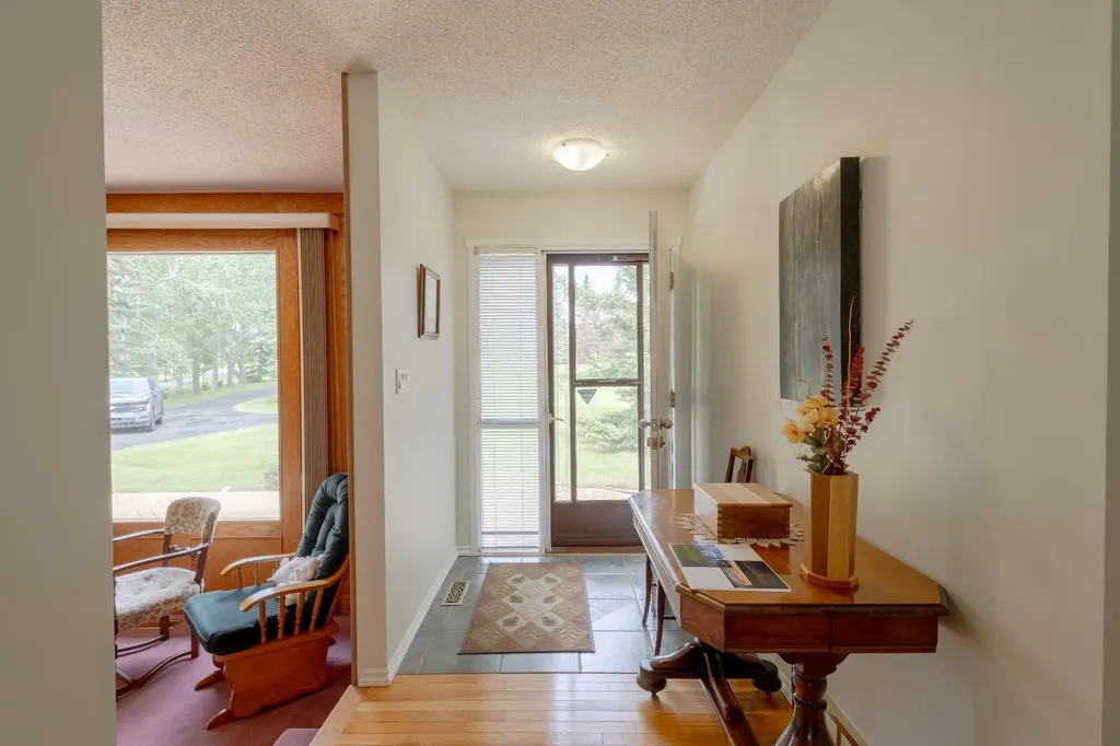 119 Bearspaw Village Crescent Rural Rocky View County AB T3L2P2