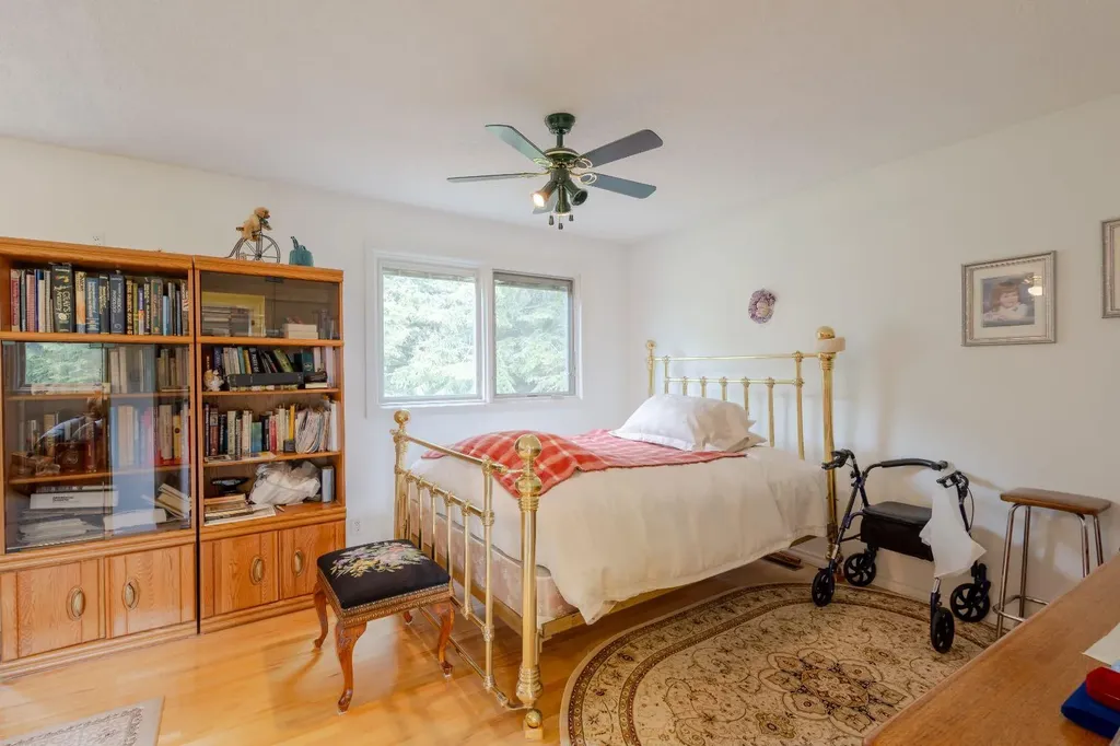 119 Bearspaw Village Crescent Rural Rocky View County AB T3L2P2
