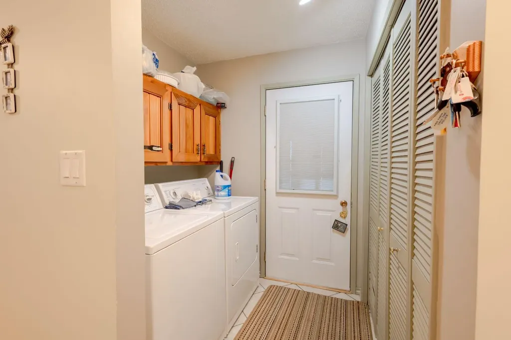 119 Bearspaw Village Crescent Rural Rocky View County AB T3L2P2