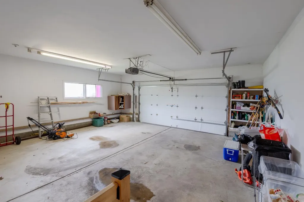 119 Bearspaw Village Crescent Rural Rocky View County AB T3L2P2