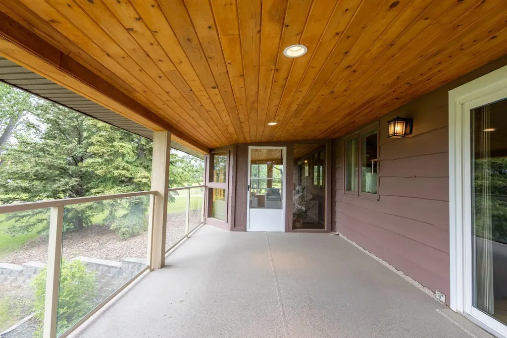 119 Bearspaw Village Crescent Rural Rocky View County AB T3L2P2