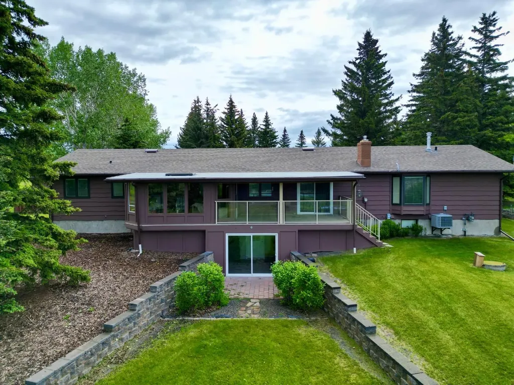 119 Bearspaw Village Crescent Rural Rocky View County AB T3L2P2