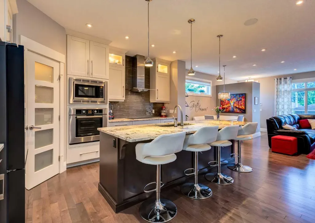 2039 45 Avenue SW Calgary AB T2T 2P6