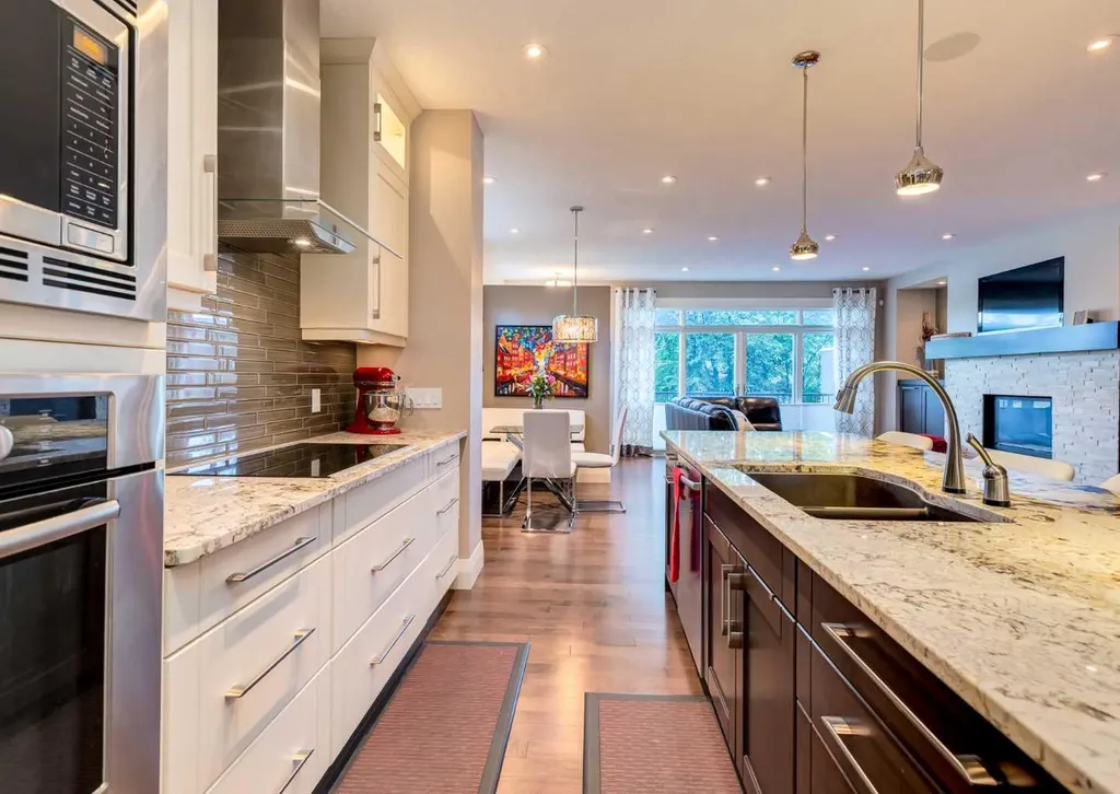 2039 45 Avenue SW Calgary AB T2T 2P6