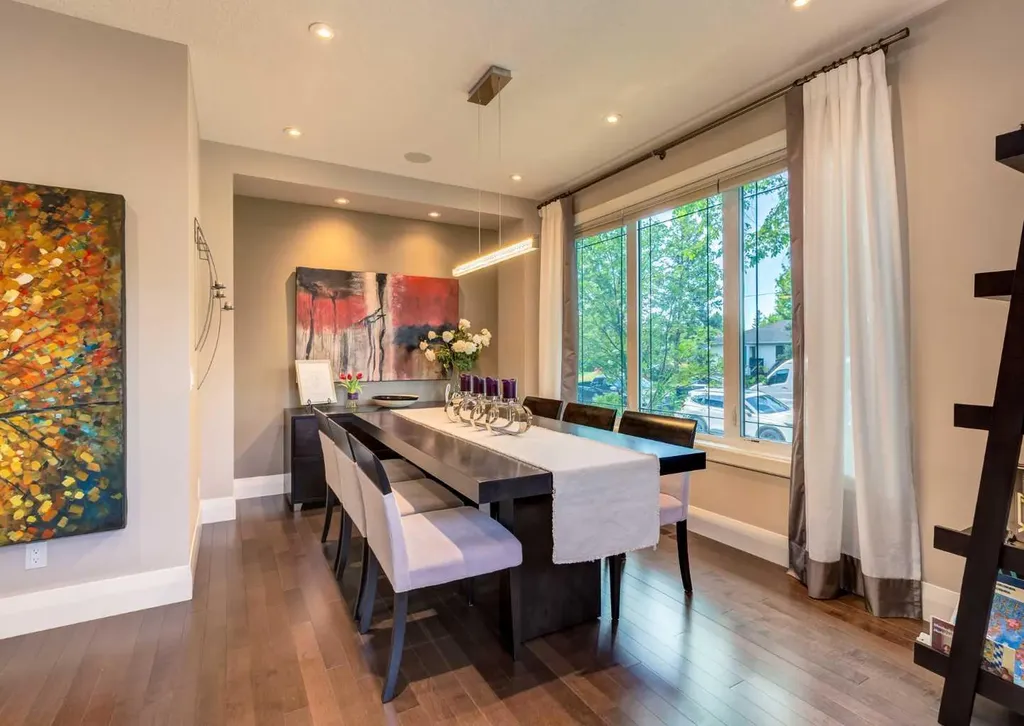 2039 45 Avenue SW Calgary AB T2T 2P6