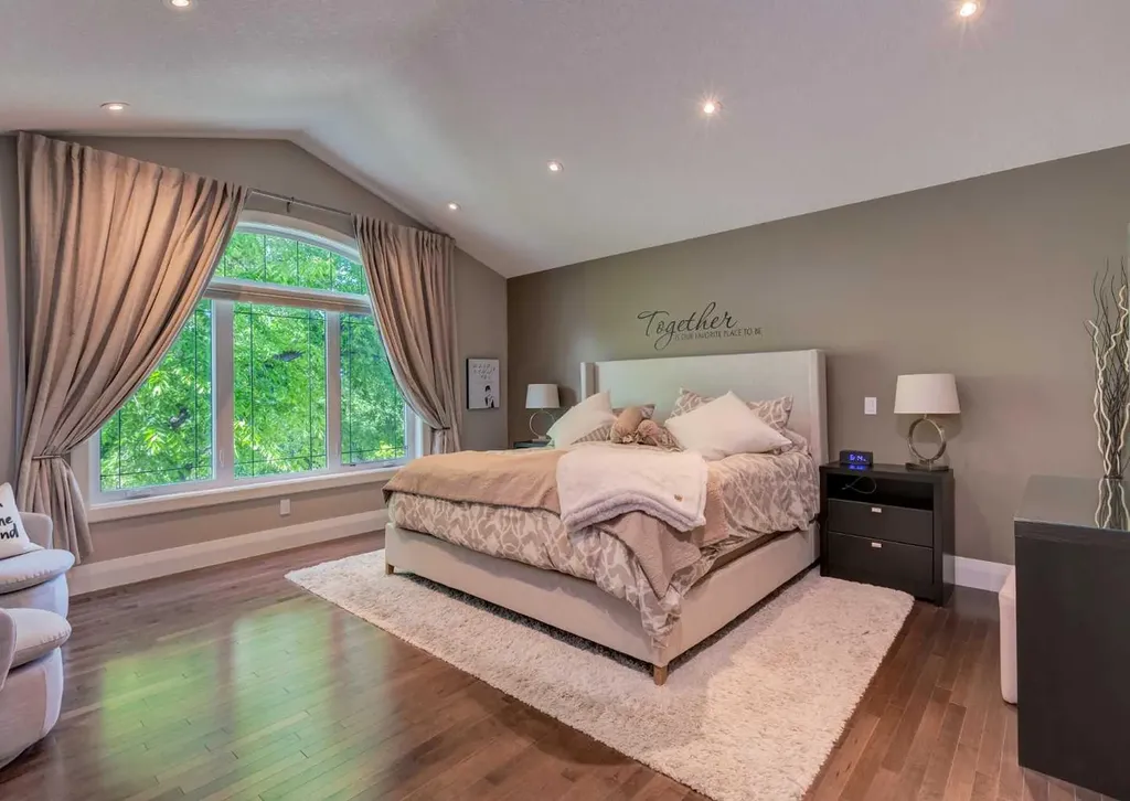 2039 45 Avenue SW Calgary AB T2T 2P6