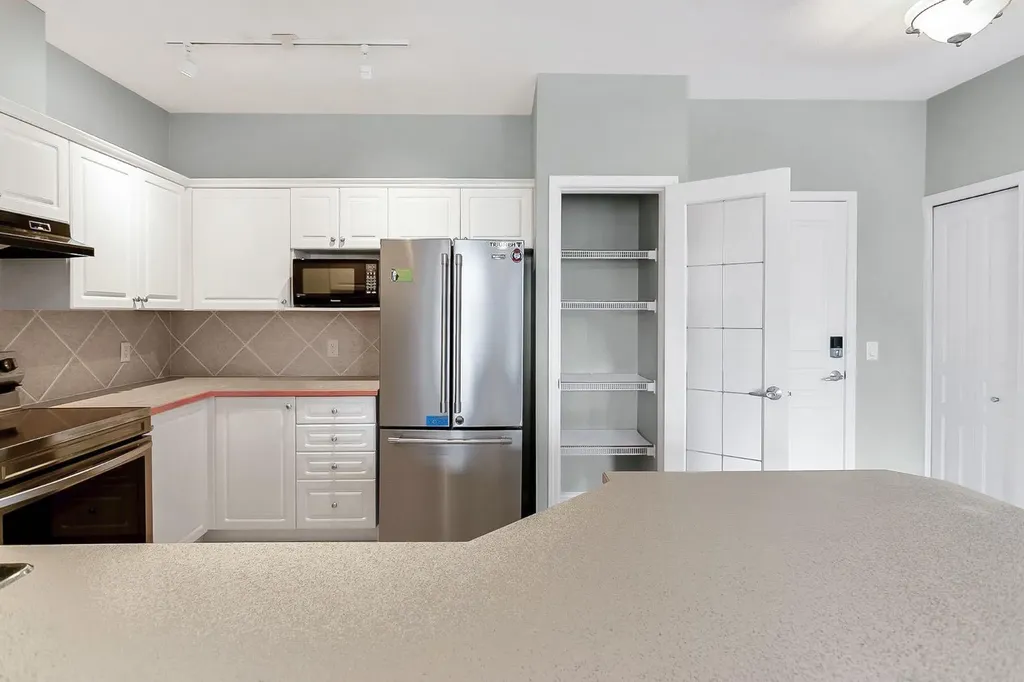 1311 Lake Fraser Green SE Calgary AB T2J 7H6