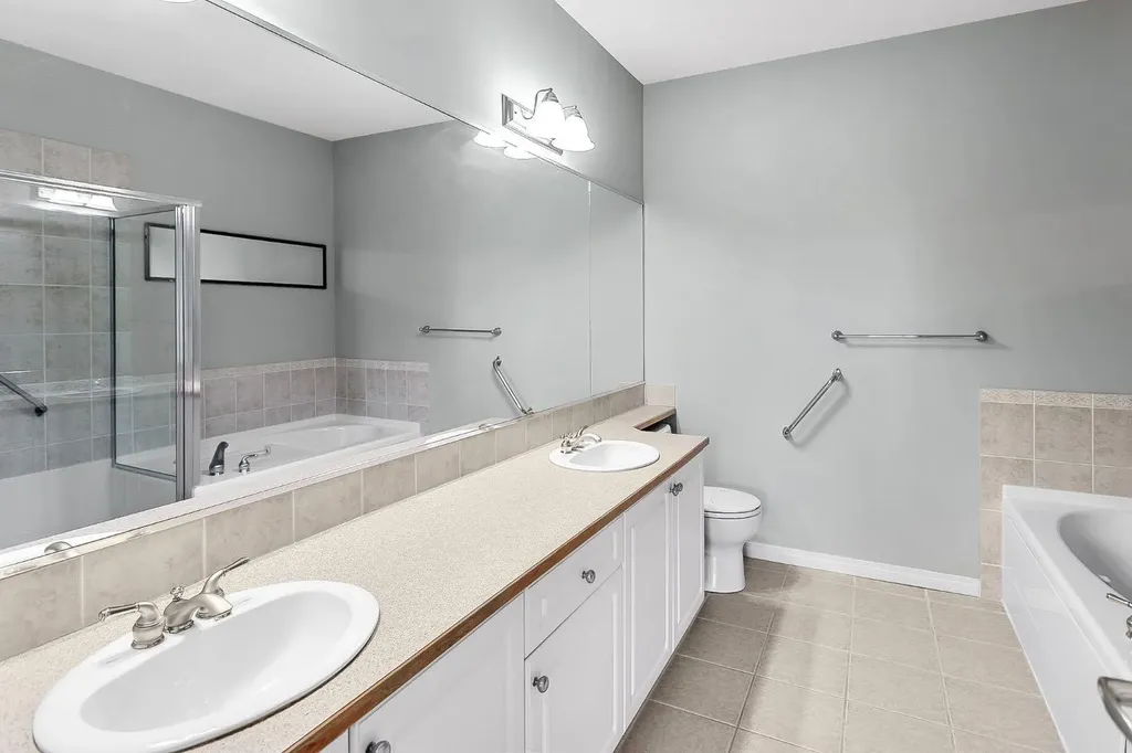 1311 Lake Fraser Green SE Calgary AB T2J 7H6