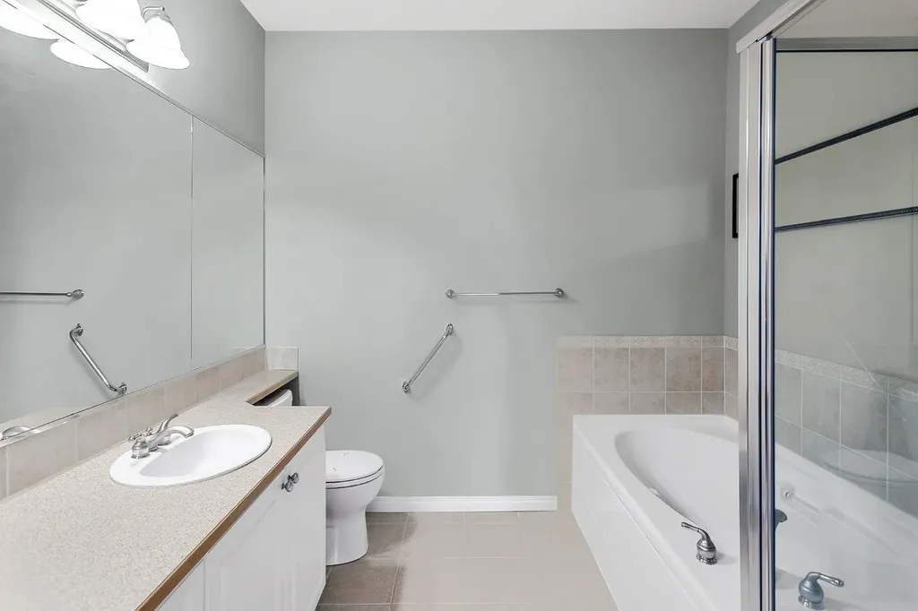 1311 Lake Fraser Green SE Calgary AB T2J 7H6