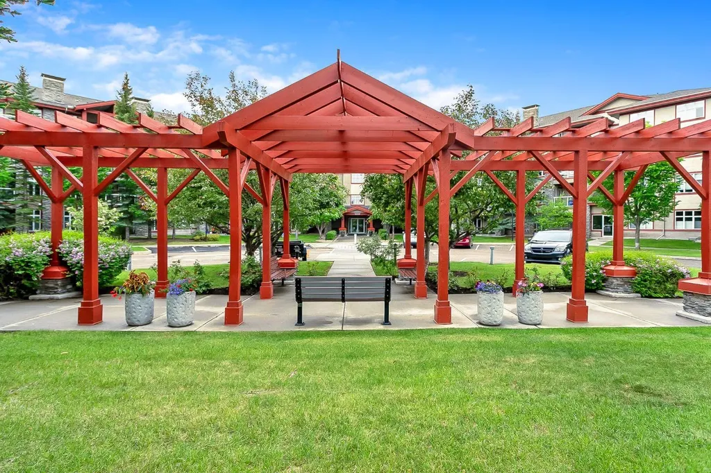 1311 Lake Fraser Green SE Calgary AB T2J 7H6