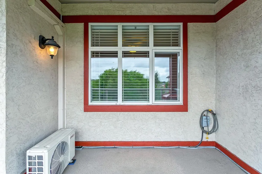 1311 Lake Fraser Green SE Calgary AB T2J 7H6