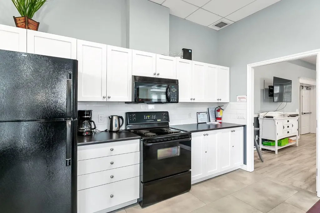 1311 Lake Fraser Green SE Calgary AB T2J 7H6