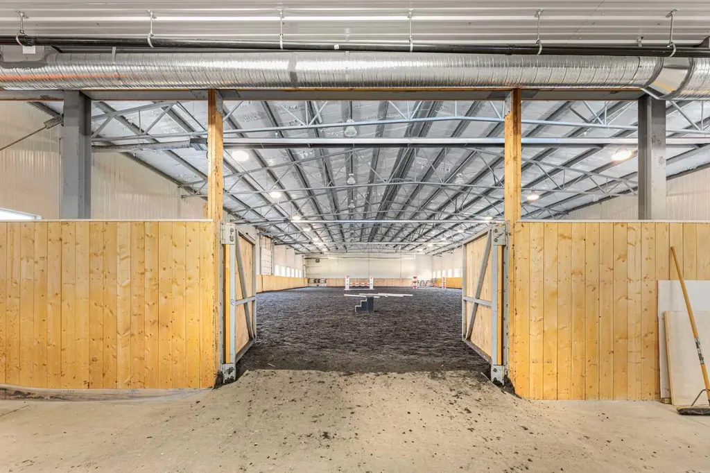 16117 Highway 552 Highway W Rural Foothills County AB T1S 5N1