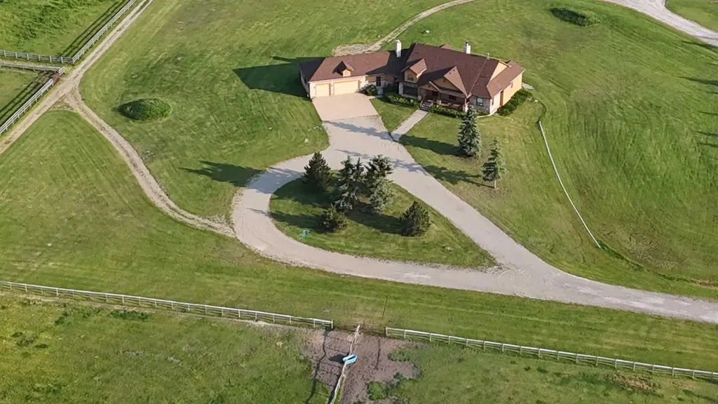 16117 Highway 552 Highway W Rural Foothills County AB T1S 5N1