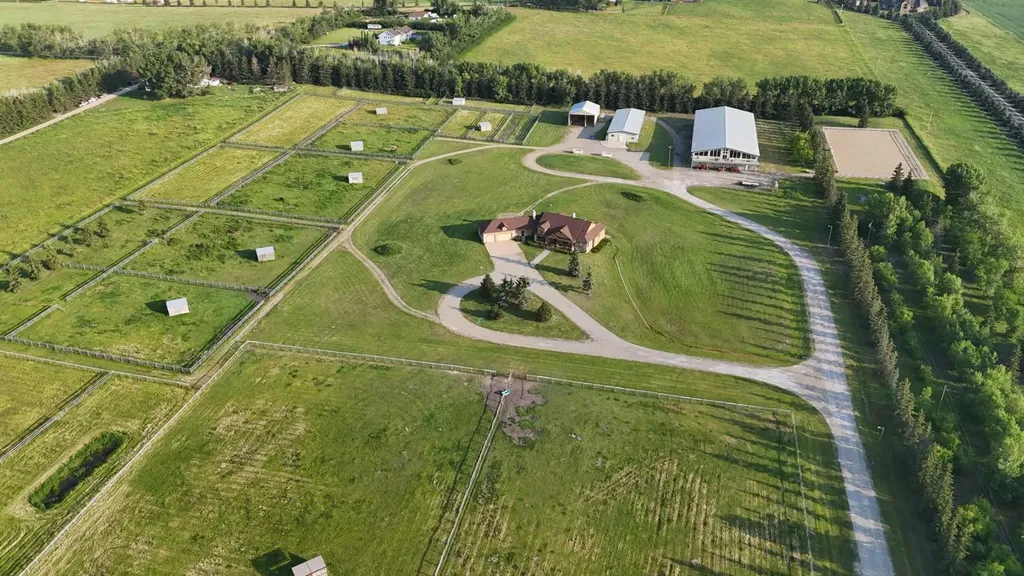 16117 Highway 552 Highway W Rural Foothills County AB T1S 5N1