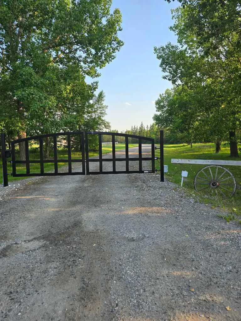 16117 Highway 552 Highway W Rural Foothills County AB T1S 5N1