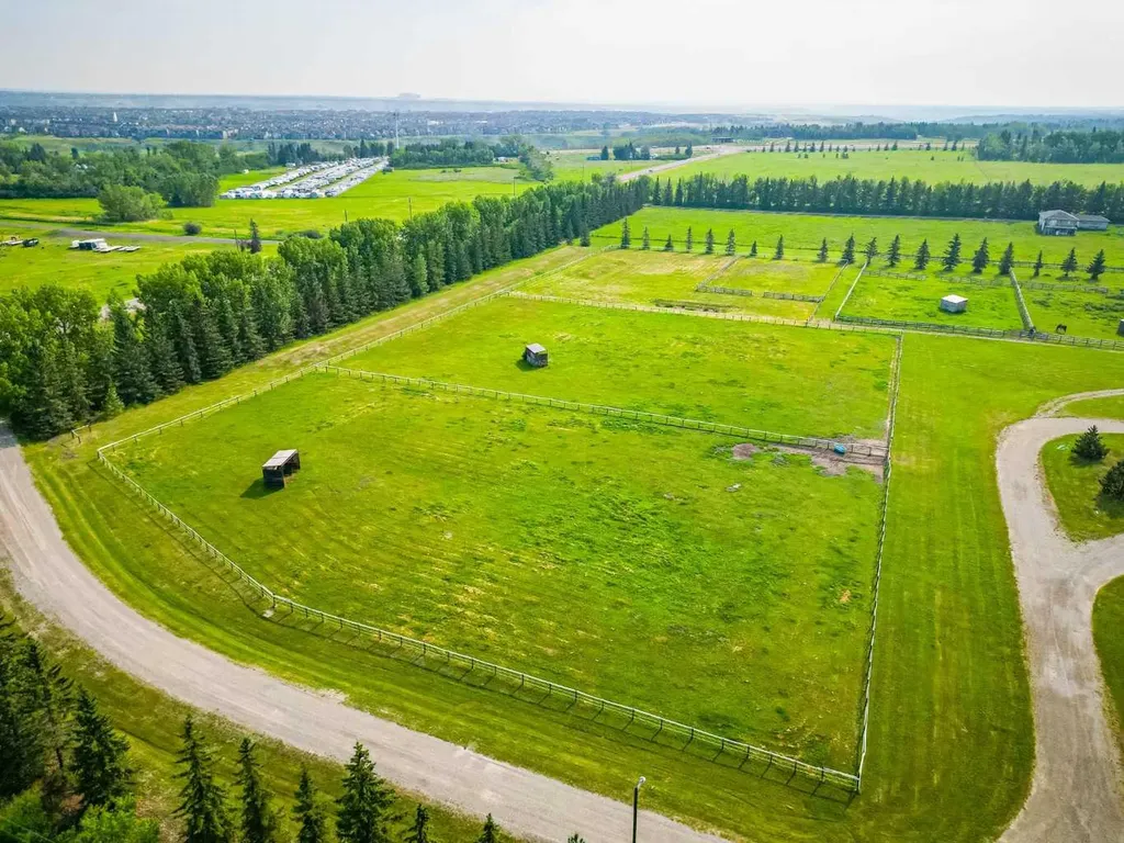 16117 Highway 552 Highway W Rural Foothills County AB T1S 5N1
