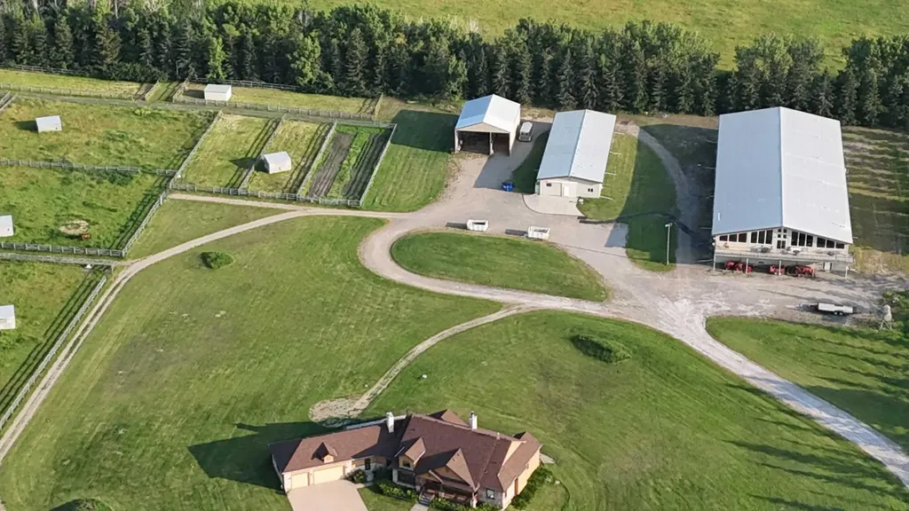16117 Highway 552 Highway W Rural Foothills County AB T1S 5N1