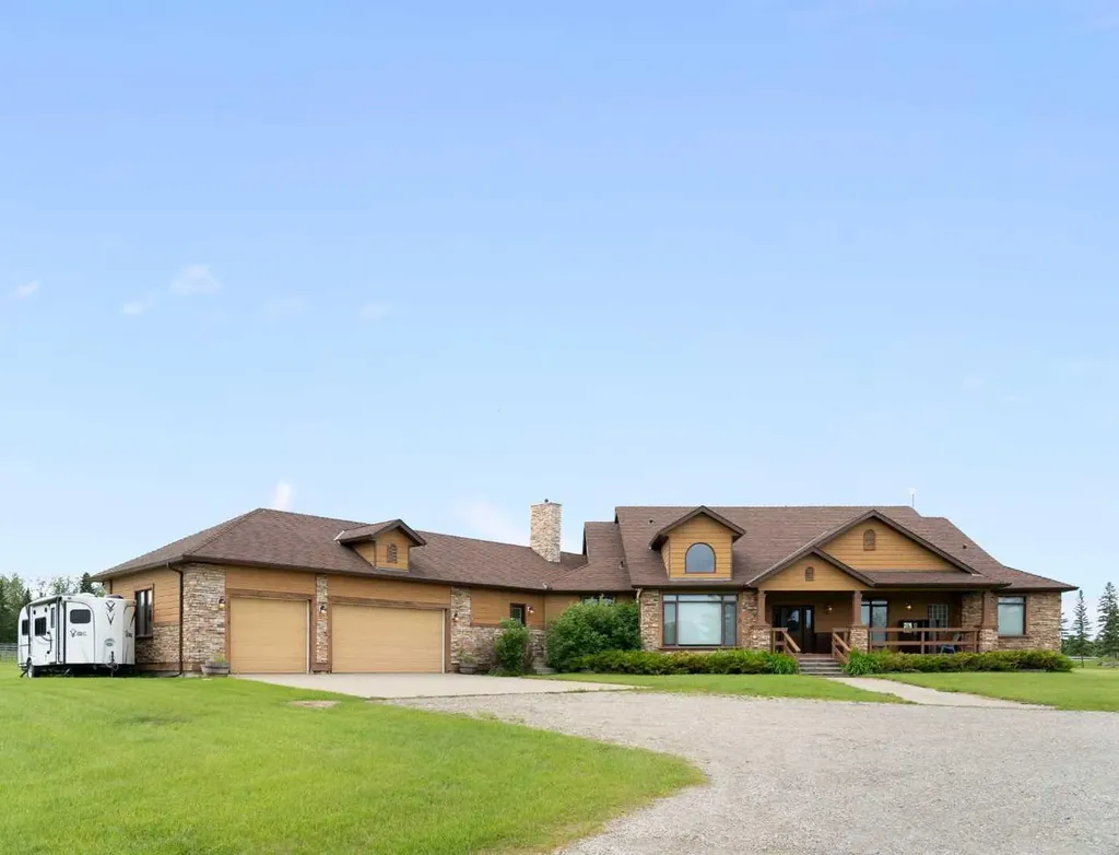 16117 Highway 552 Highway W Rural Foothills County AB T1S 5N1