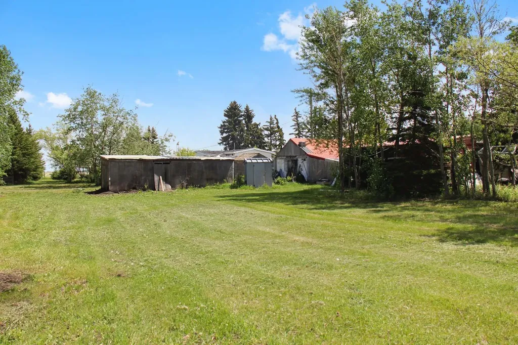 14144 Township Road 422 Rural Flagstaff County AB T0B 1R0
