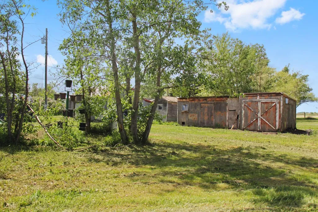 14144 Township Road 422 Rural Flagstaff County AB T0B 1R0