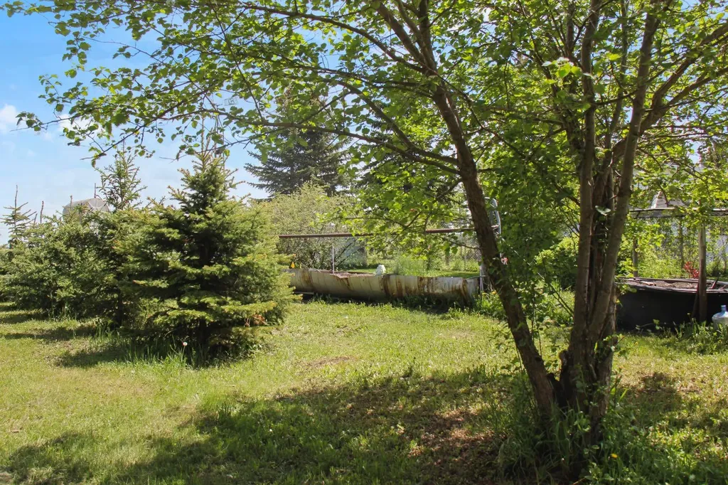 14144 Township Road 422 Rural Flagstaff County AB T0B 1R0
