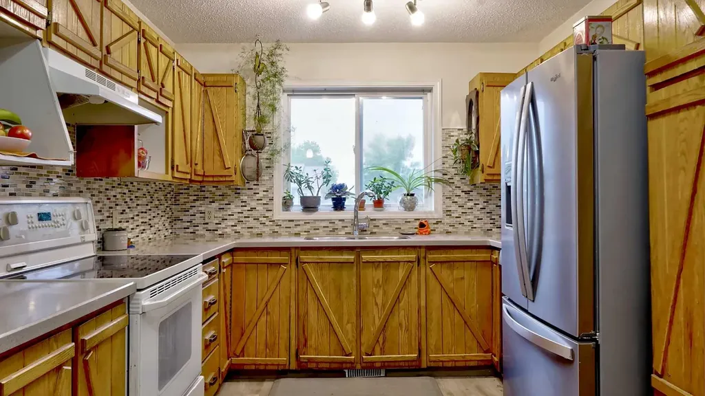94 Elk Hill SE Airdrie AB T4B 1Y6