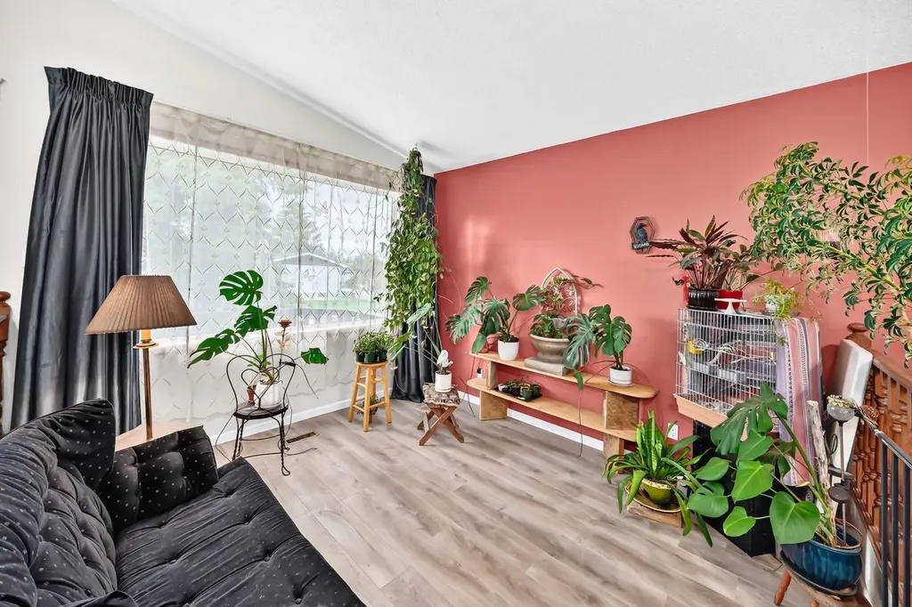 94 Elk Hill SE Airdrie AB T4B 1Y6