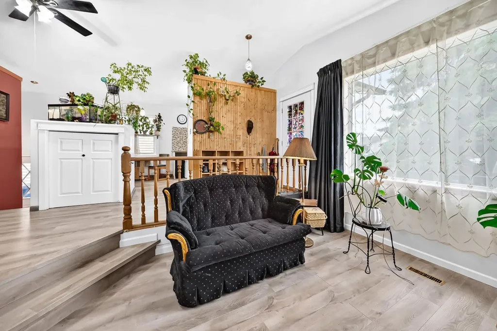 94 Elk Hill SE Airdrie AB T4B 1Y6