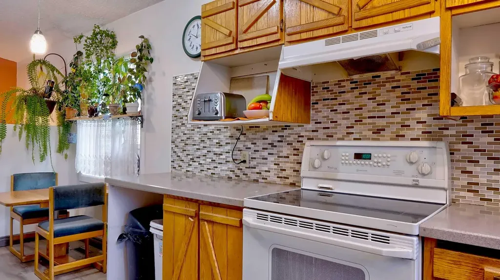 94 Elk Hill SE Airdrie AB T4B 1Y6