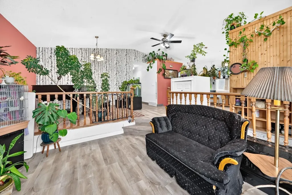 94 Elk Hill SE Airdrie AB T4B 1Y6