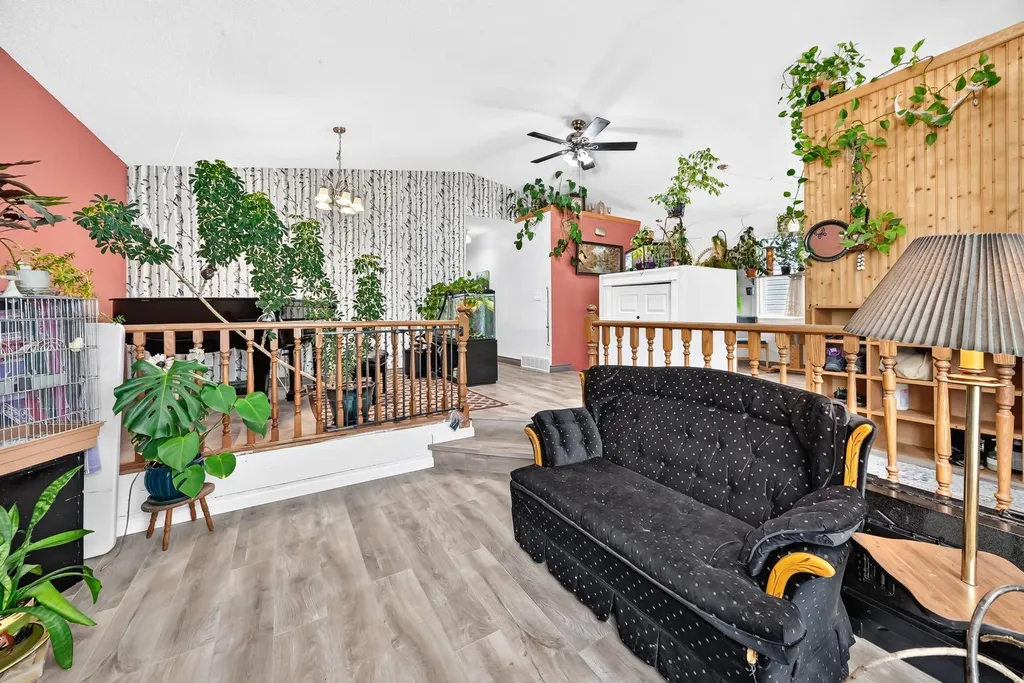 94 Elk Hill SE Airdrie AB T4B 1Y6