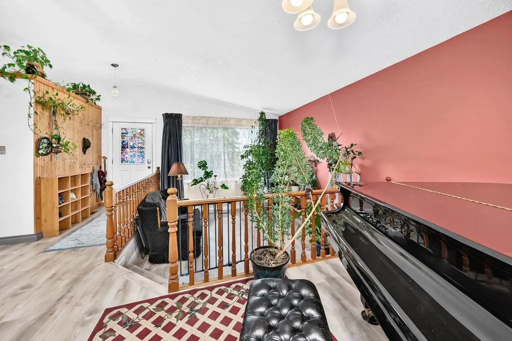 94 Elk Hill SE Airdrie AB T4B 1Y6