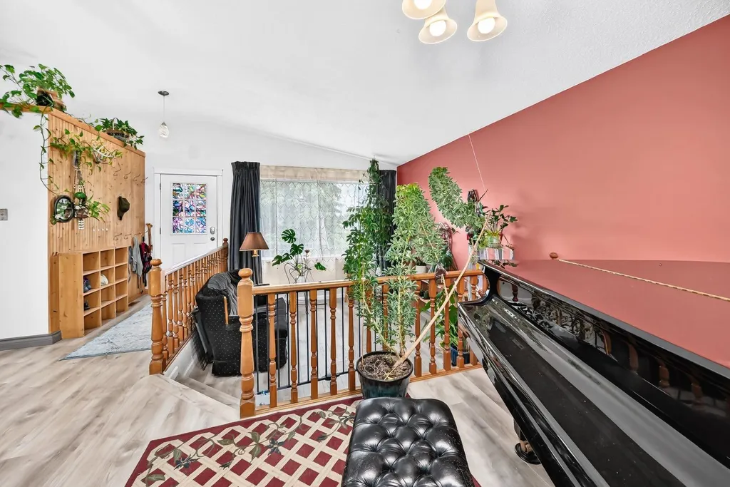 94 Elk Hill SE Airdrie AB T4B 1Y6