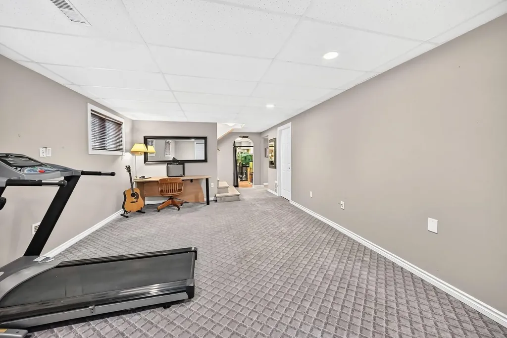 94 Elk Hill SE Airdrie AB T4B 1Y6
