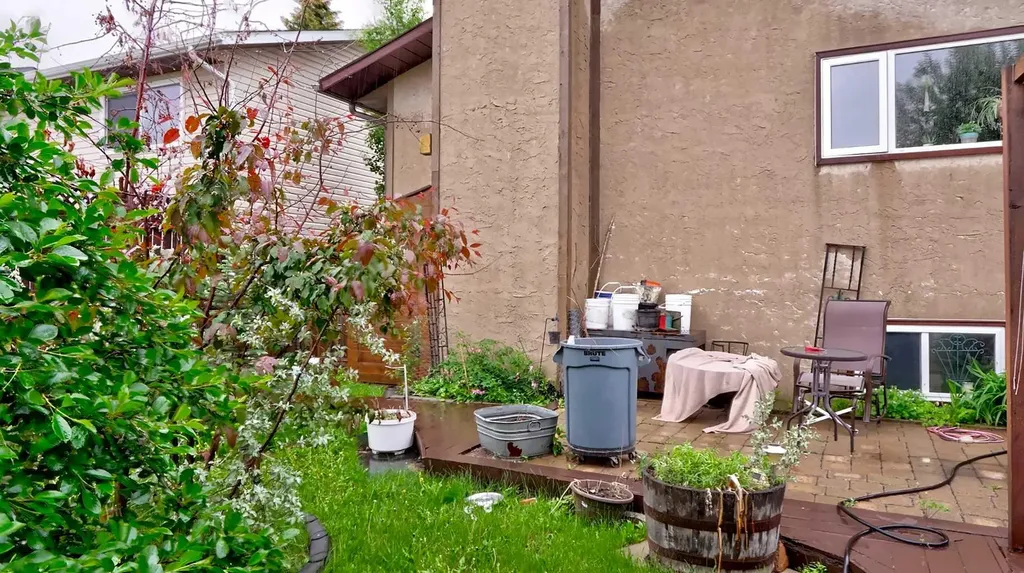 94 Elk Hill SE Airdrie AB T4B 1Y6