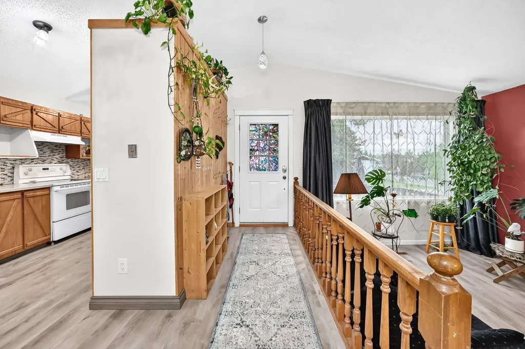 94 Elk Hill SE Airdrie AB T4B 1Y6