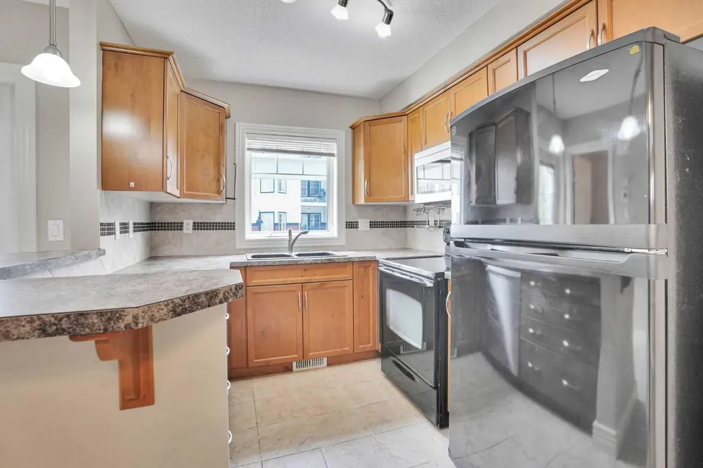 19 Royal Oak Plaza NW Calgary AB T3G0B3