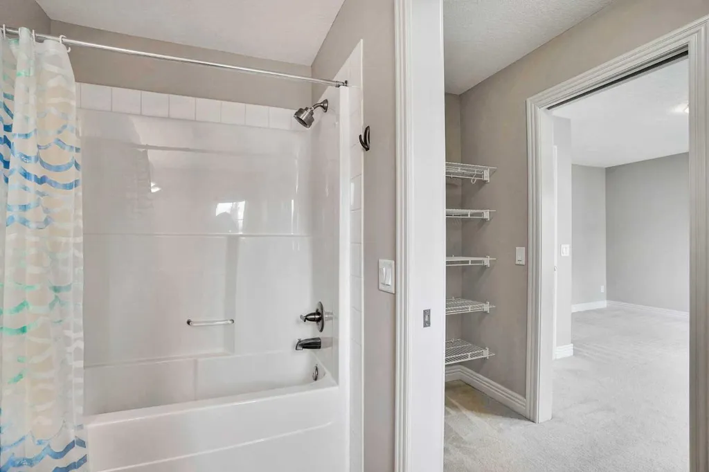 19 Royal Oak Plaza NW Calgary AB T3G0B3