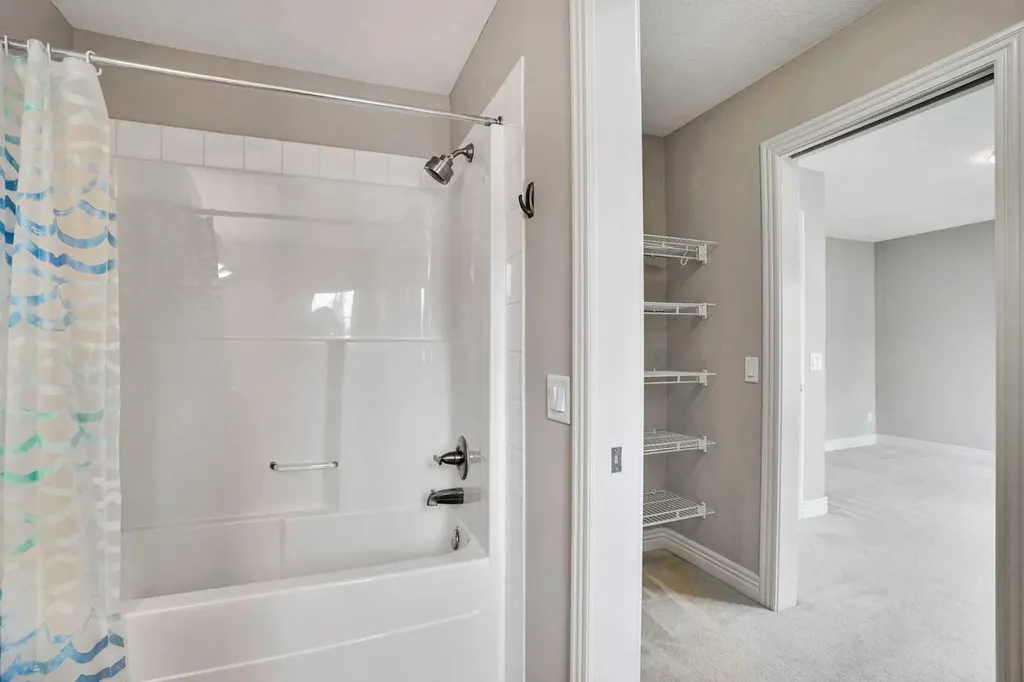 19 Royal Oak Plaza NW Calgary AB T3G0B3