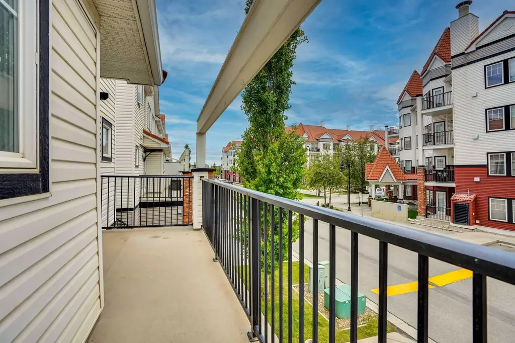 19 Royal Oak Plaza NW Calgary AB T3G0B3