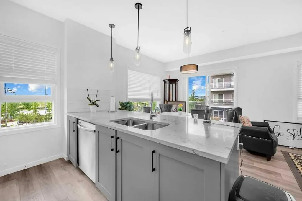 19489 Main Street SE Calgary AB T3M 3J3
