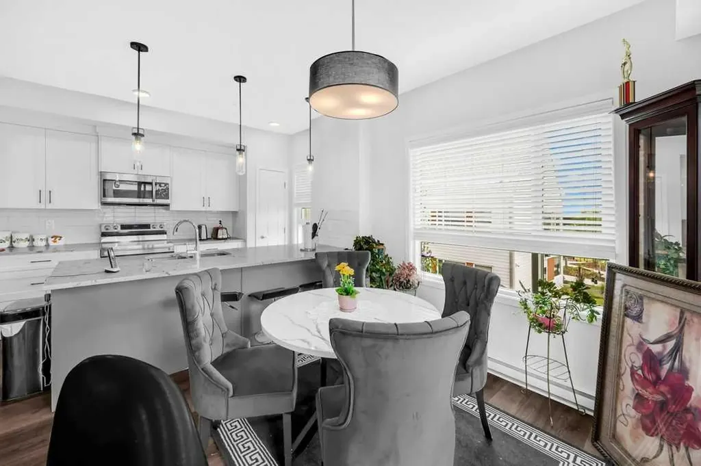 19489 Main Street SE Calgary AB T3M 3J3